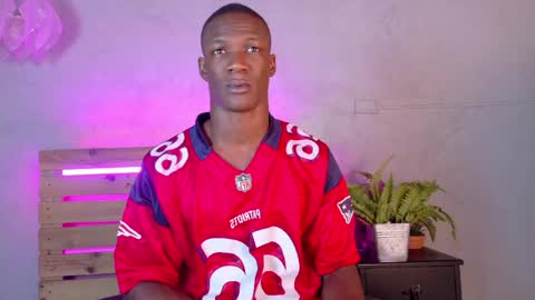 Martin online show from April 14, 7:24 pm