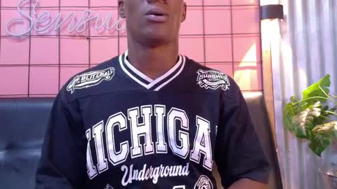 Martin online show from April 3, 1:24 am