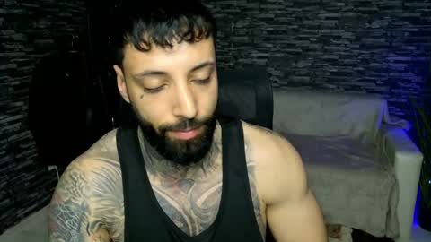 masculineguy69 online show from May 14, 6:50 pm