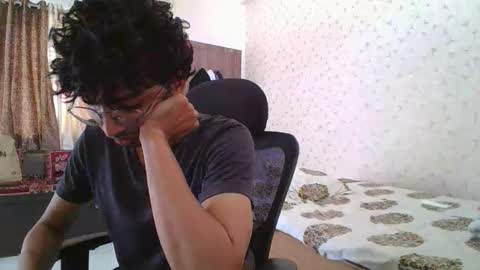 Mask Boy online show from October 22, 5:22 am