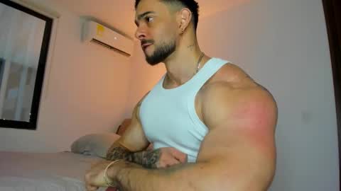 massimo online show from February 7, 2:24 pm