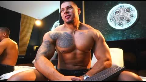 massimowalton2 online show from November 2, 12:09 pm