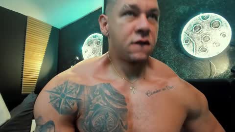 massimowalton2 online show from December 24, 3:38 am