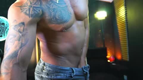 massimowalton2 online show from March 8, 3:26 am