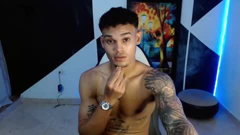 master_black777 online show from March 25, 4:33 pm