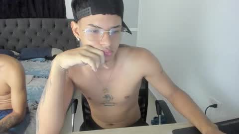 master_boy28 online show from October 21, 12:58 am