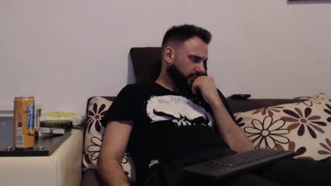 Snapshot of master_roberto333 chatting on February 28, 9:33 pm SIR online show from February 28, 9:33 pm