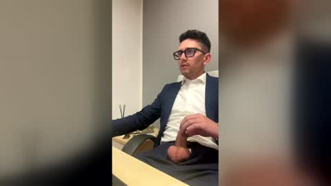 Master Boss online show from April 9, 11:49 am