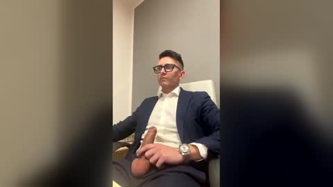 Master Boss online show from April 15, 12:05 pm