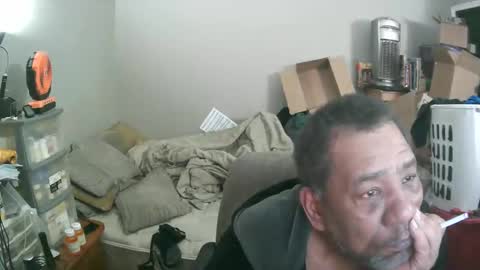 mastercontroller65 online show from November 10, 5:12 am