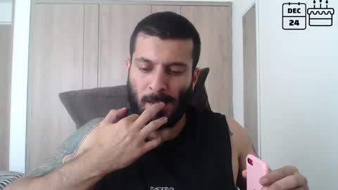   online show from December 16, 3:11 pm