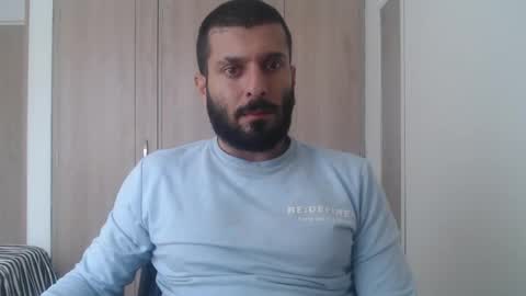   online show from December 10, 12:27 pm