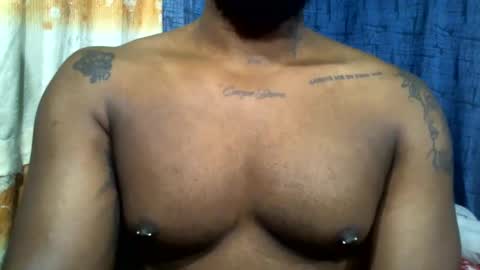 Snapshot of mastershow69 chatting on December 22, 1:00 pm camilo online show from December 22, 1:00 pm
