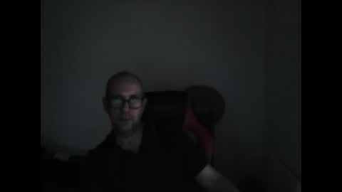 mat11efou online show from April 12, 1:01 pm