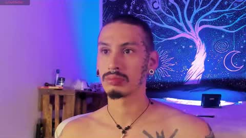 Mateo online show from February 1, 4:44 pm