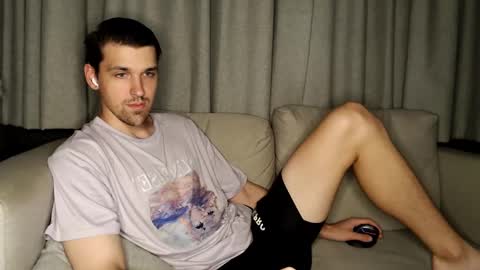 Snapshot of mateo_zeus chatting on December 4, 5:22 pm mateo_zeus online show from December 4, 5:22 pm