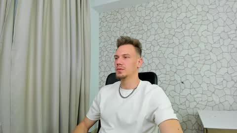 MateoBenjamin online show from February 6, 7:40 pm