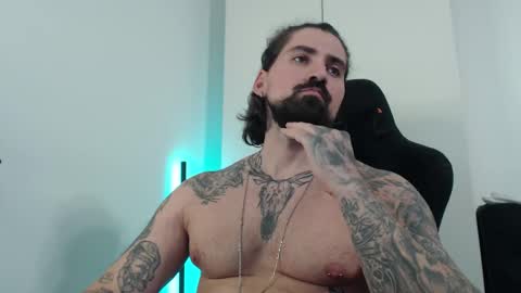 Snapshot of mateohalifa chatting on October 18, 6:13 pm mateohalifa online show from October 18, 6:13 pm