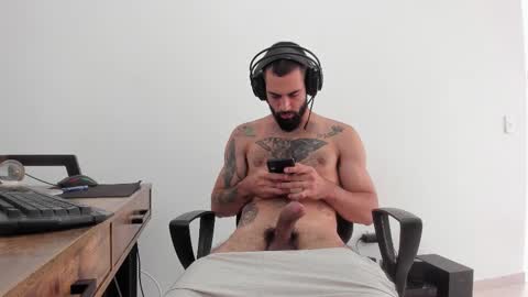 Matheus     online show from October 21, 7:28 pm