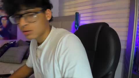 MATHIAS online show from April 3, 7:43 pm