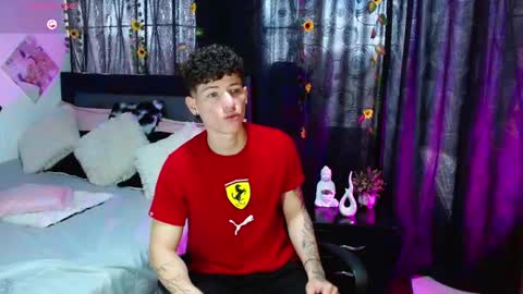     online show from March 21, 8:24 pm