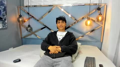 mattfiore online show from January 10, 7:06 pm