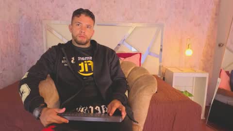 Matthew online show from April 9, 12:33 pm