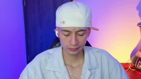 mattias     online show from April 15, 12:54 am