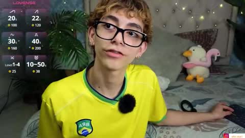 matty_spark online show from February 6, 1:52 pm