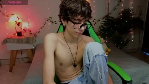 matty_spark online show from June 19, 1:27 pm