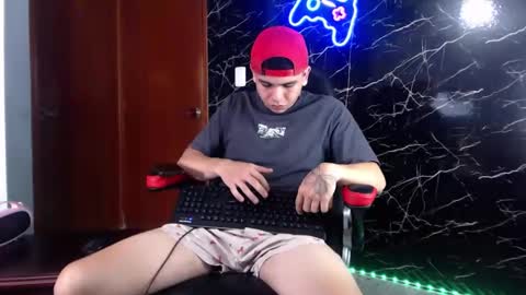 Matias online show from December 8, 3:45 pm