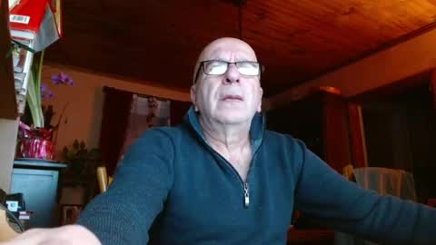 Maurice online show from January 23, 10:43 am