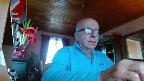 Maurice online show from January 7, 2:05 pm