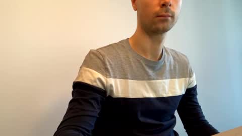 max681334 online show from March 7, 9:29 am