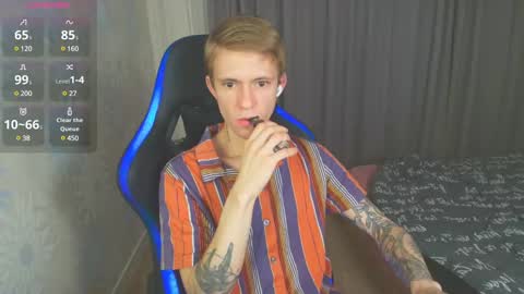 Snapshot of max_gen chatting on January 29, 9:28 pm Max Gen with tats 24years And Ethan without tats 20 years online show from January 29, 9:28 pm