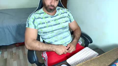 max_love25 online show from February 18, 12:09 am