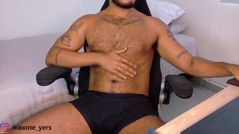 max_meyer online show from October 24, 9:38 pm