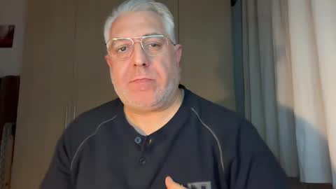 maxbillo online show from March 28, 11:27 pm