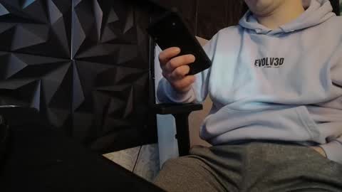 maxboner94 online show from February 3, 8:13 am