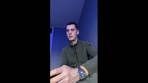 Max online show from February 11, 12:05 pm