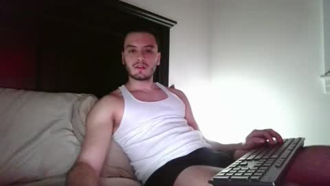 maxcol02 online show from May 4, 2:35 am