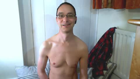 Max Davies online show from May 23, 6:13 pm