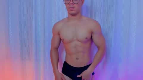 Maximus online show from September 30, 11:19 pm