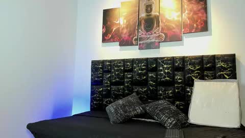 maximo_morelli online show from November 28, 1:31 am