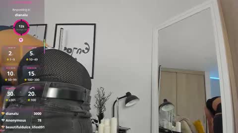 Max online show from October 28, 4:31 pm