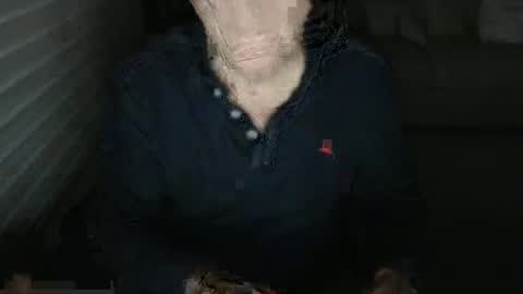 Snapshot of mbeastie chatting on December 10, 12:02 am Beastie online show from December 10, 12:02 am