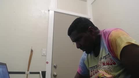 mbeezy318 online show from April 8, 11:31 am