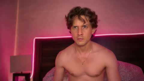 mcklister online show from March 8, 2:04 am