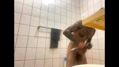 mckujpemqcmn online show from April 3, 11:18 am