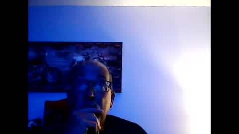 me at home online show from November 12, 5:02 am